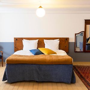 Large Basement King Room